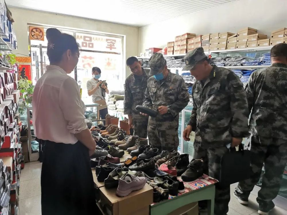 金塔县军地联合开展“守护戎装”专项行动 规范日用品销售市场秩序